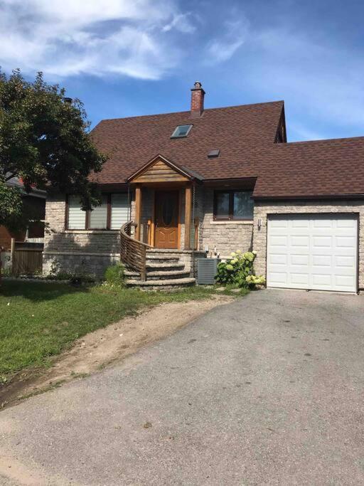 A Gem In The Heart Of Ottawa Apartment Exterior photo